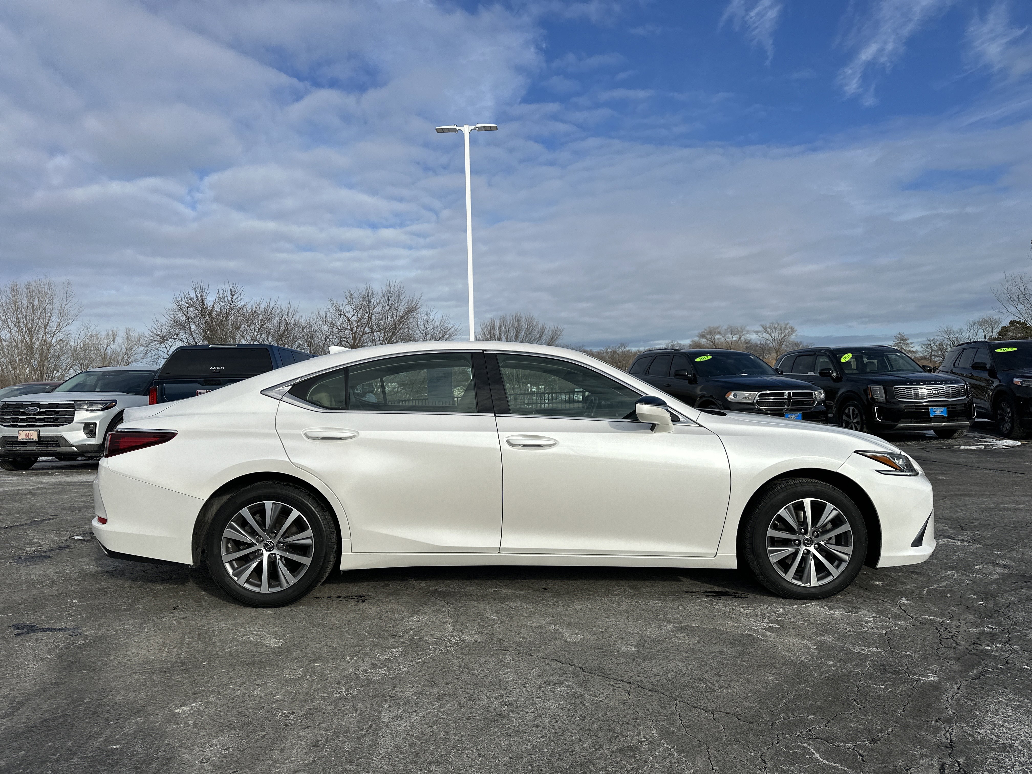 Used 2020 Lexus ES 350 ES 350 w/ Accessory Package 2 image 2