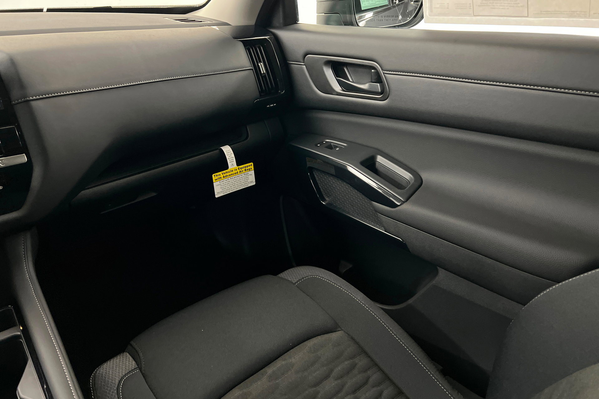 New 2026 Nissan Pathfinder SV image 10