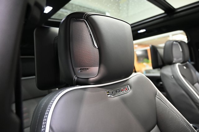 New 2026 GMC Yukon XL AT4 Ultimate w/ LPO, Illumination Package image 12