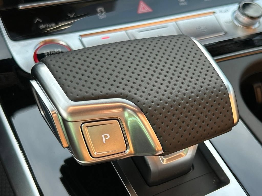 New 2026 Audi RS Q8 performance AWD/4WD image 39