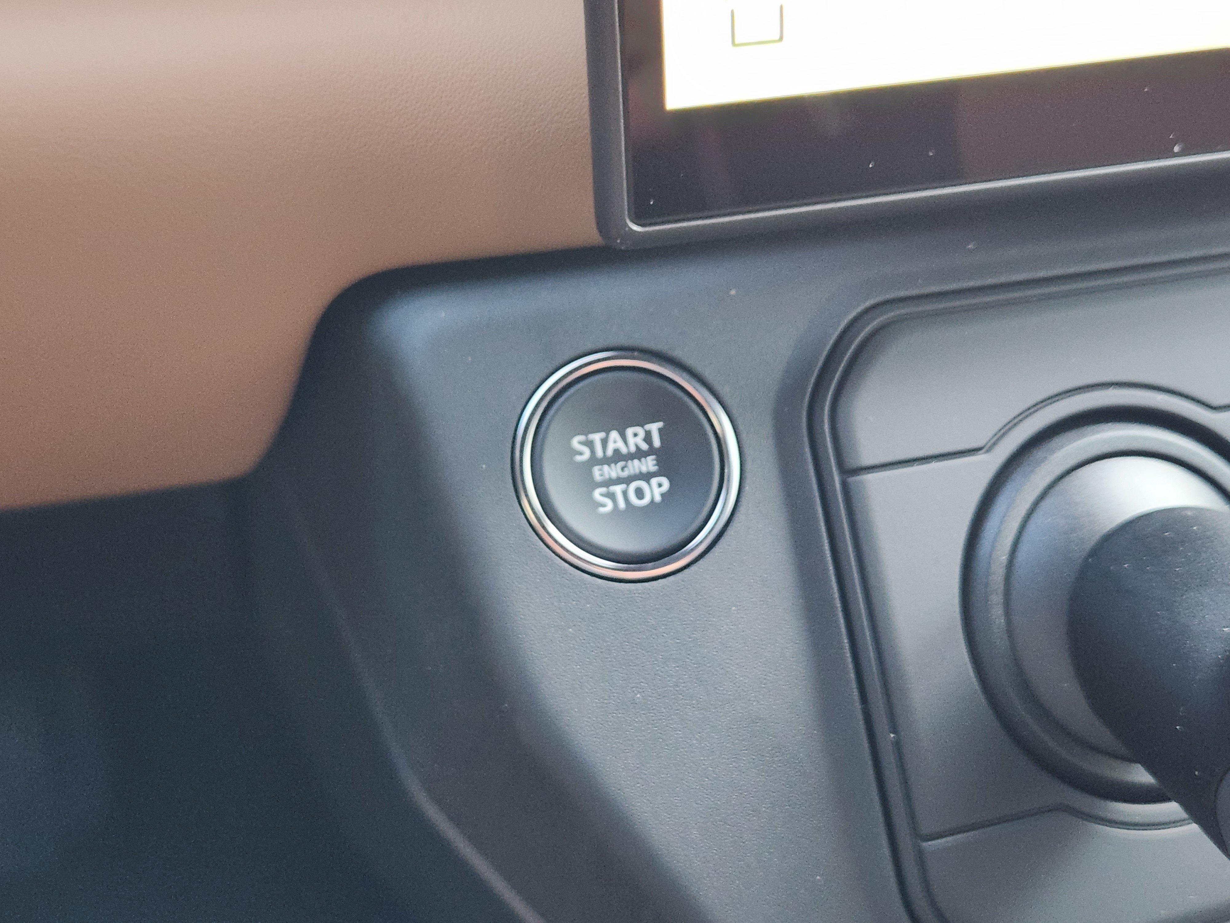 New 2026 Land Rover Defender 110 S AWD/4WD image 15