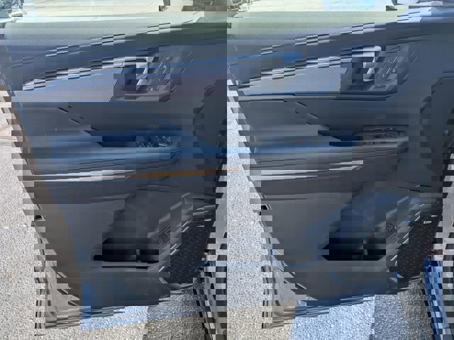 New 2026 Buick Enclave Sport Touring w/ Power Package FWD image 11