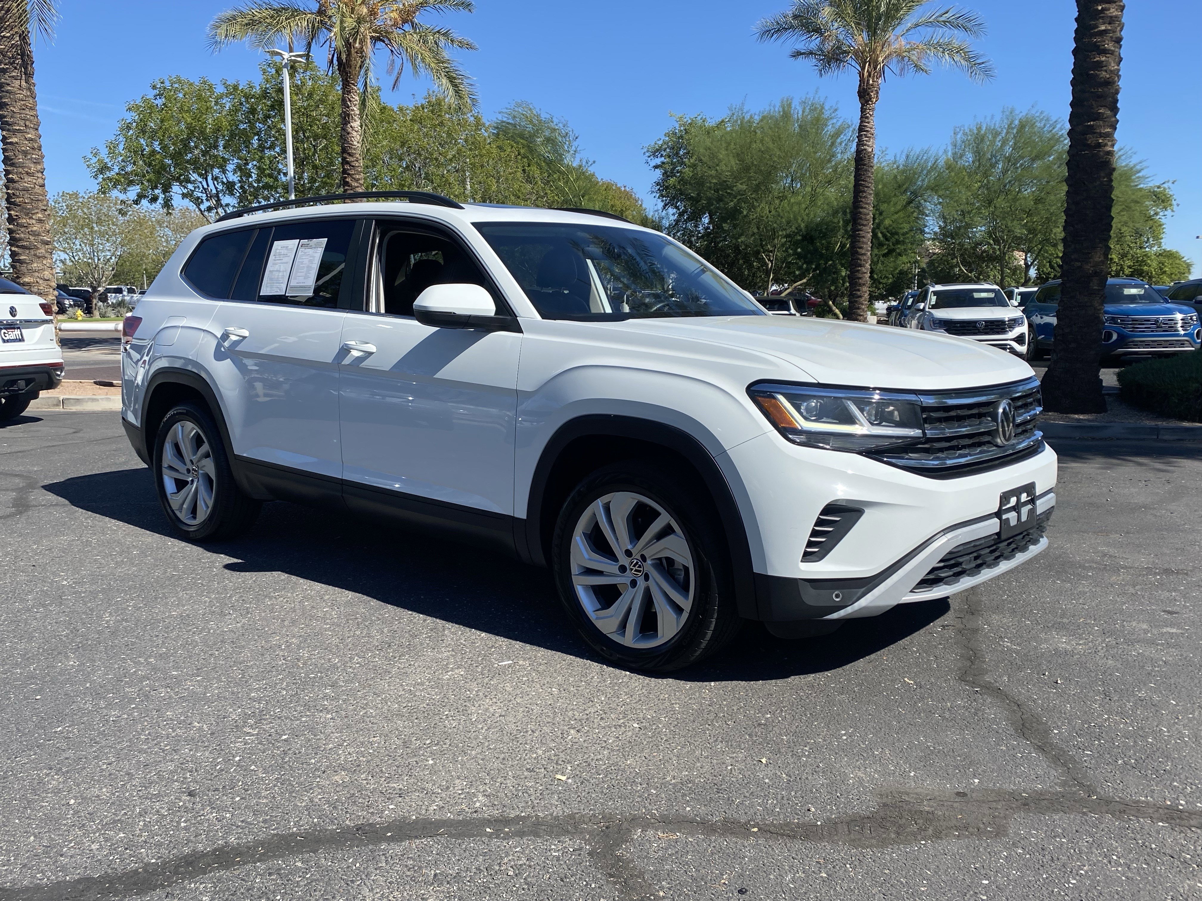 Used 2022 Volkswagen Atlas SE w/ Panoramic Sunroof Package image 6