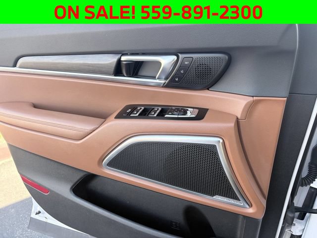 Used 2024 Kia Telluride SX X-Line AWD/4WD image 14