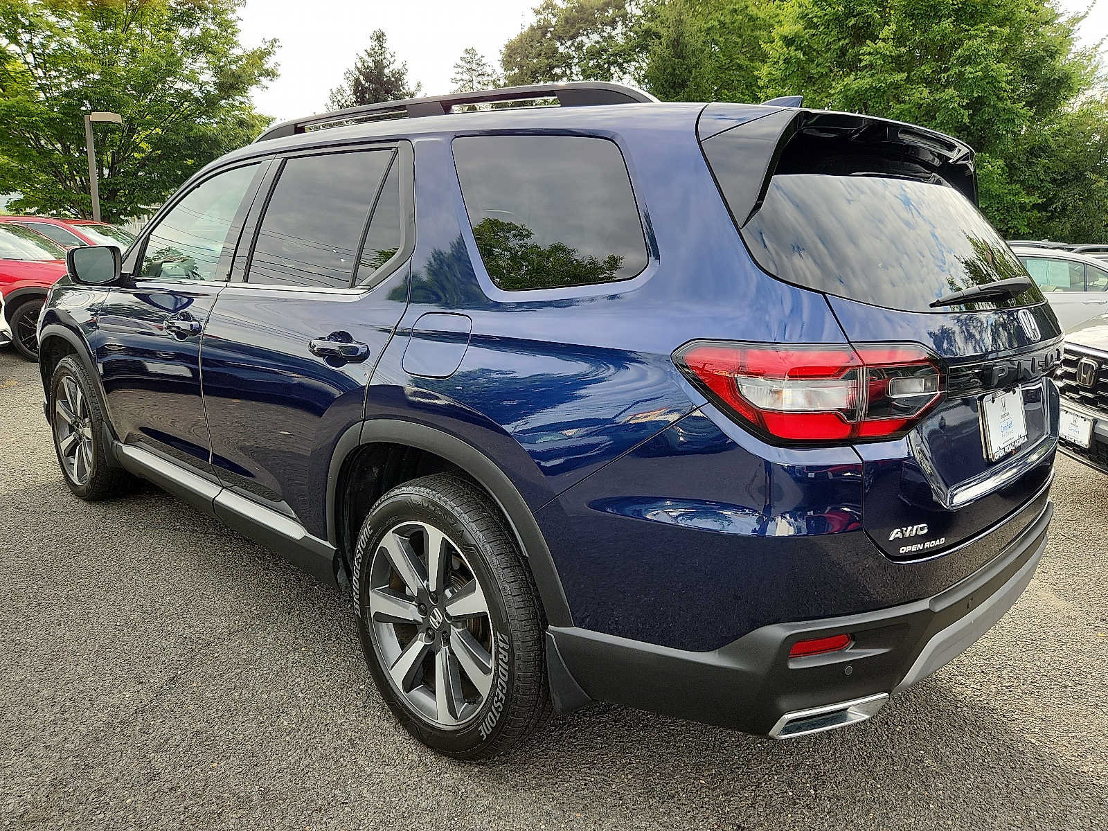 Certified 2023 Honda Pilot Touring image 4