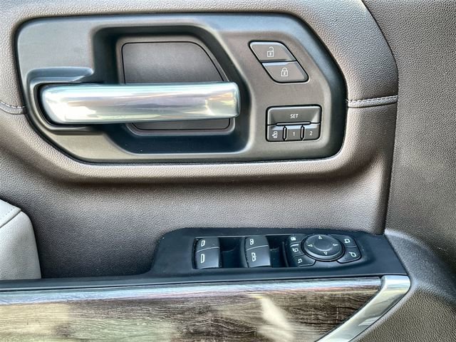 Used 2021 Chevrolet Silverado 2500 LTZ w/ LTZ Premium Package image 24