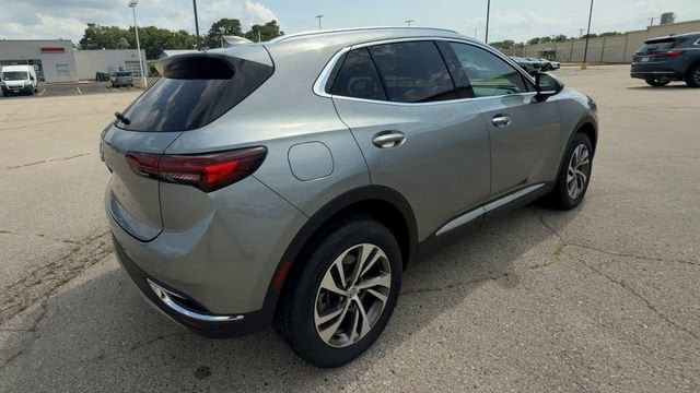 Used 2023 Buick Envision Essence AWD/4WD image 6