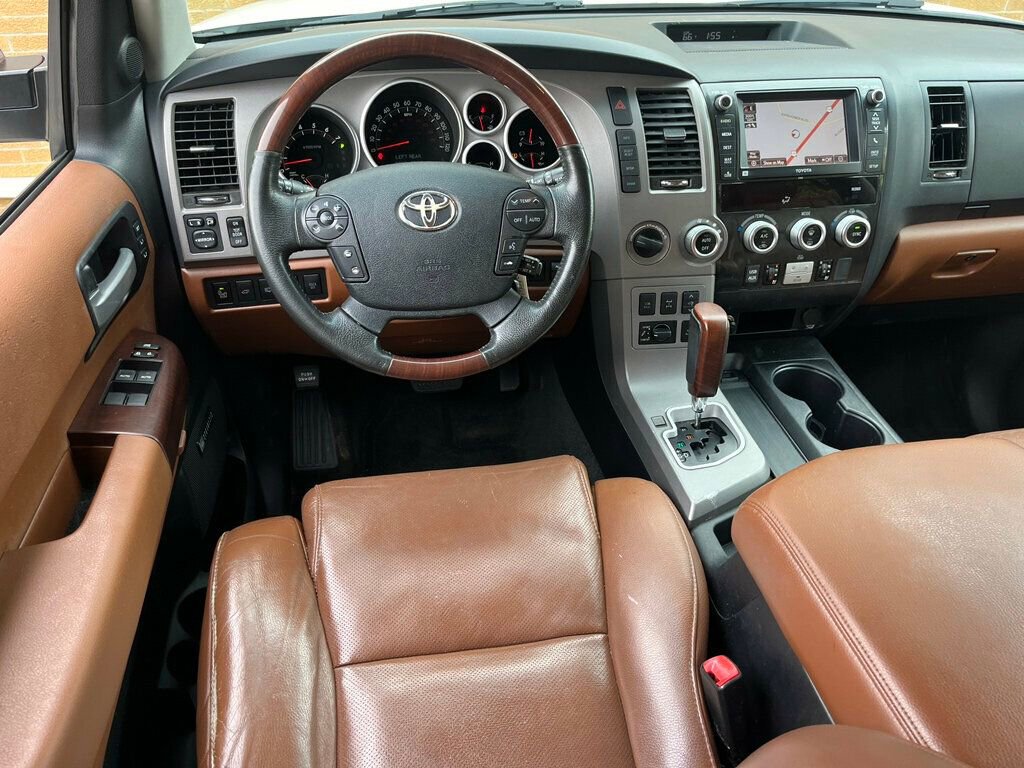 Used 2013 Toyota Sequoia Platinum AWD/4WD image 32