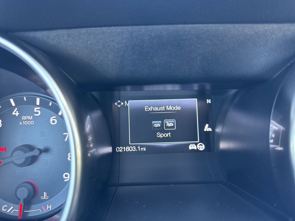 Used 2020 Ford Mustang Shelby GT350 w/ Technology Package image 23