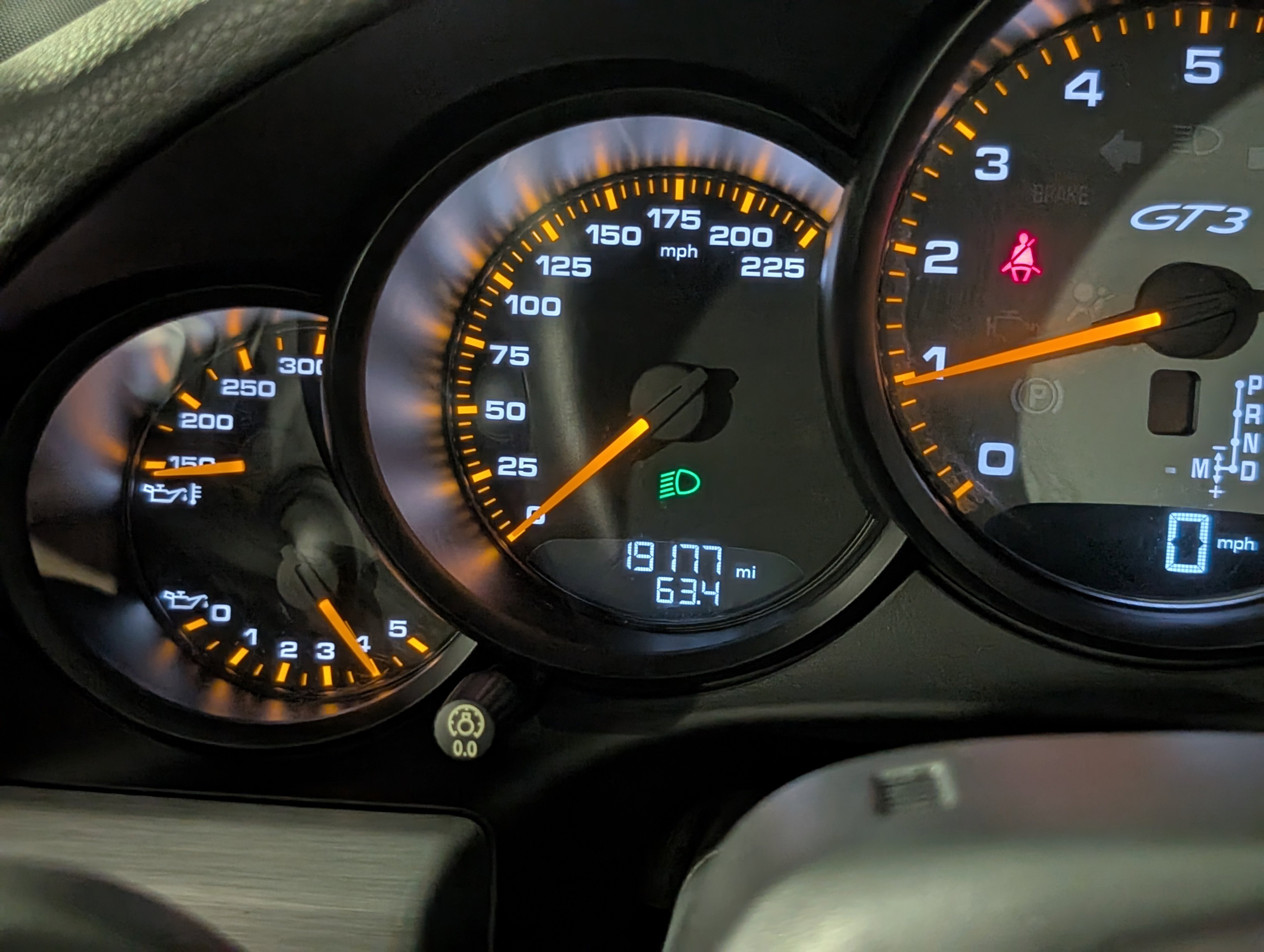 Certified 2018 Porsche 911 GT3 RWD image 36