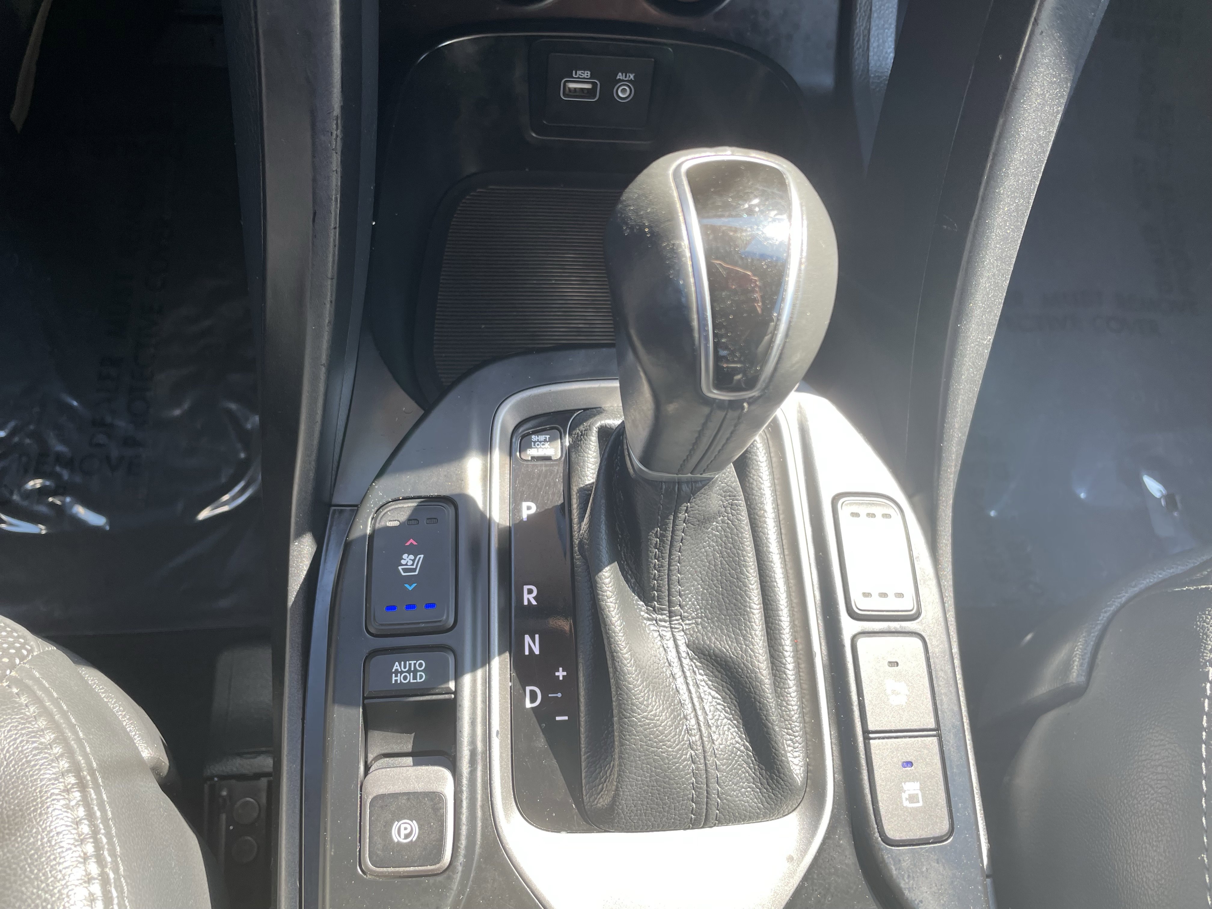Used 2017 Hyundai Santa Fe Limited AWD/4WD image 24