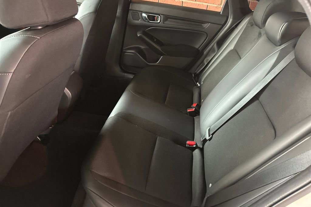Used 2023 Honda Civic Sport image 14