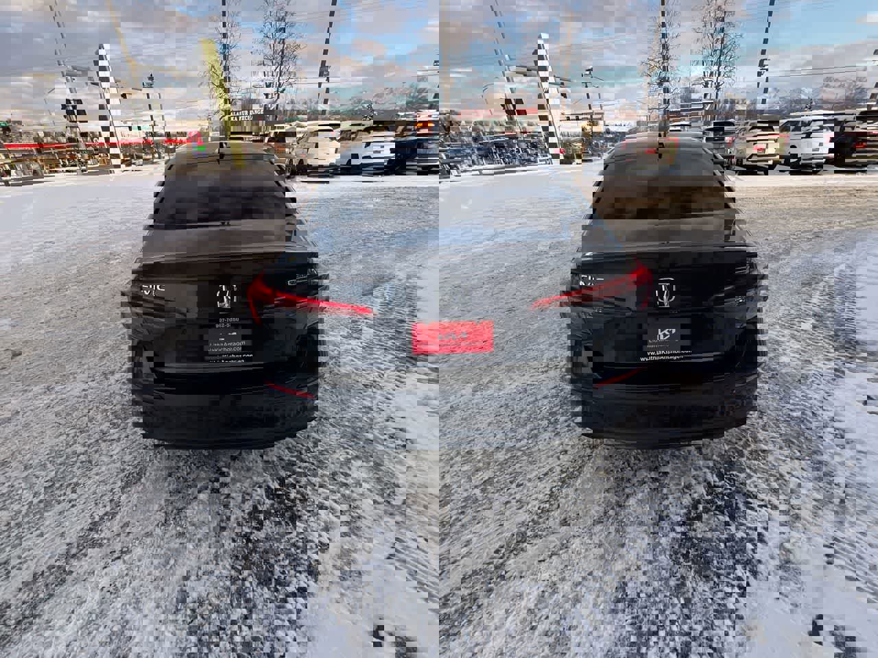 Used 2023 Honda Civic Touring image 27