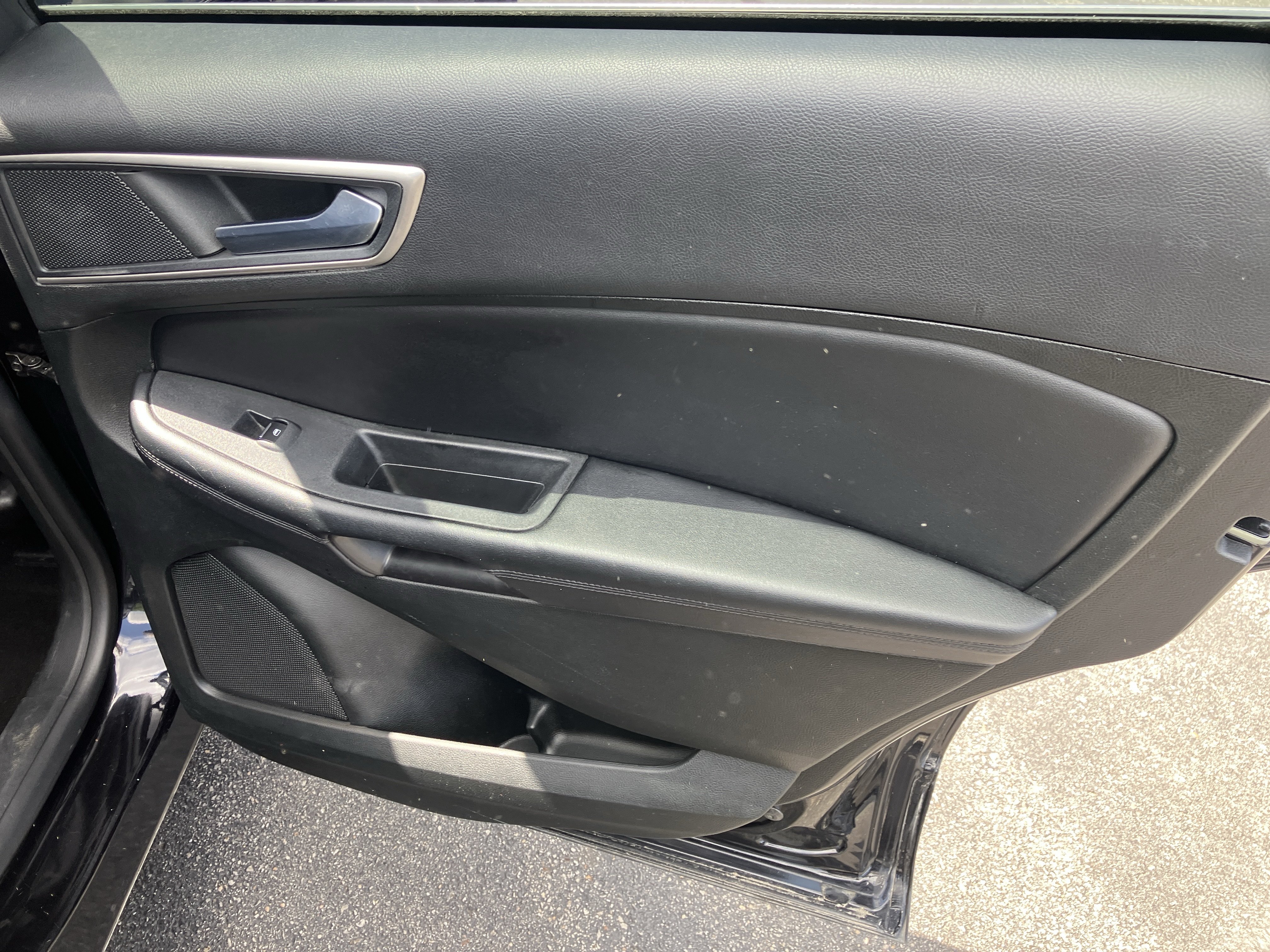 Certified 2022 Ford Edge SEL AWD/4WD image 11