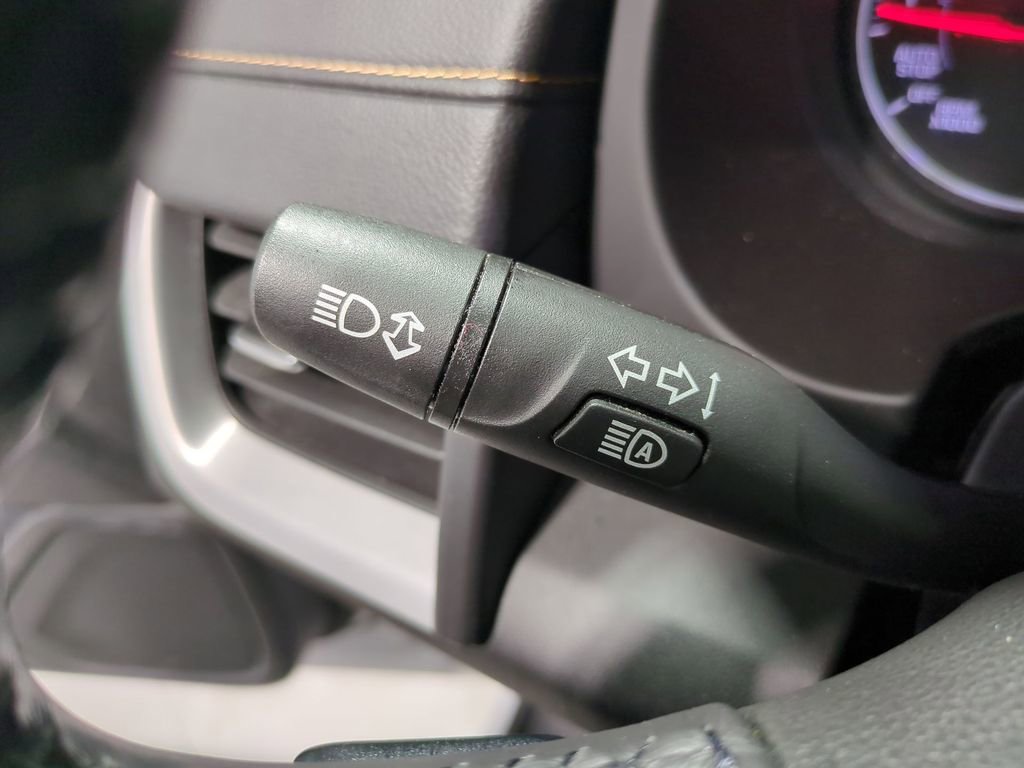 Used 2020 GMC Terrain SLE w/ Driver Convenience Package image 34