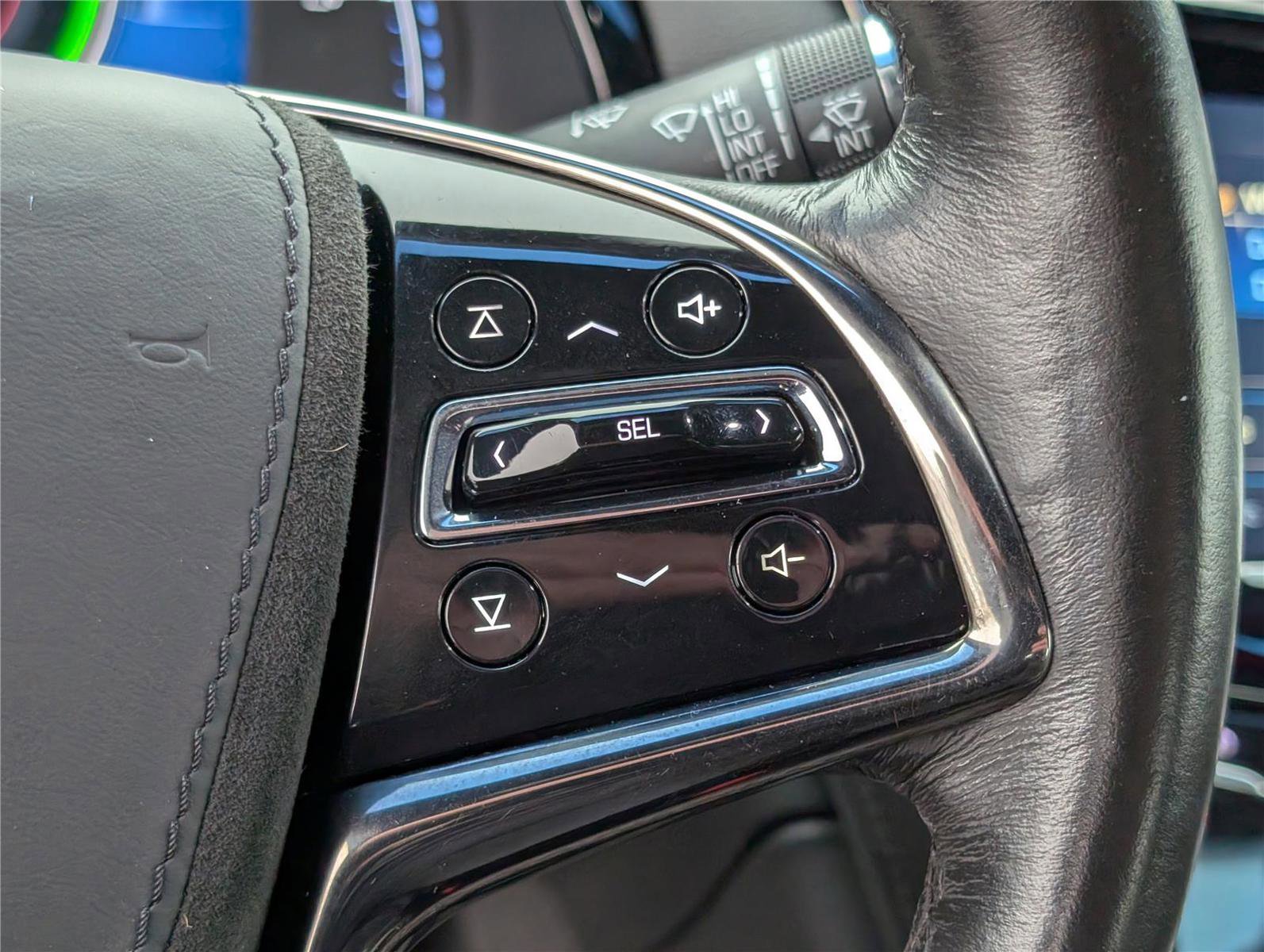 Used 2014 Cadillac ELR w/ Luxury Package image 22