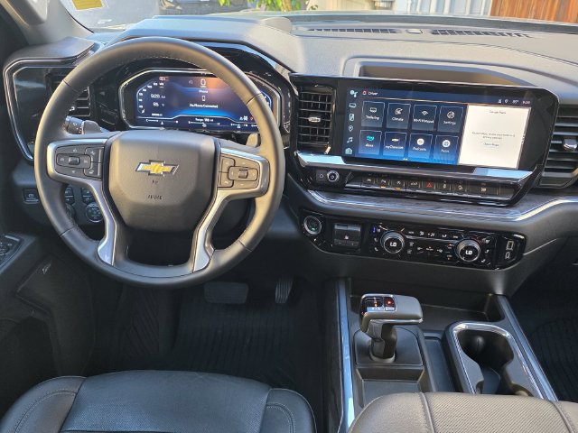 Certified 2024 Chevrolet Silverado 1500 LTZ w/ LTZ Premium Package AWD/4WD image 17