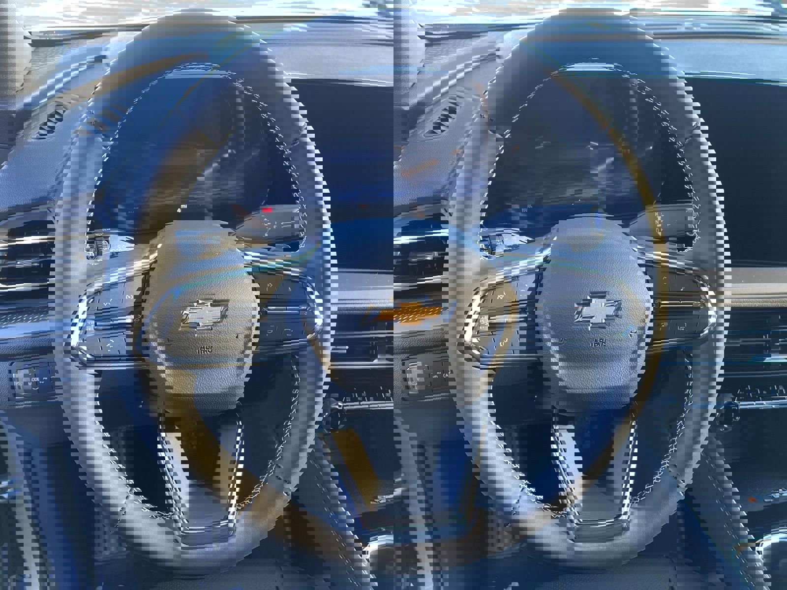 New 2026 Chevrolet Traverse LT w/ Driver Confidence Package image 32