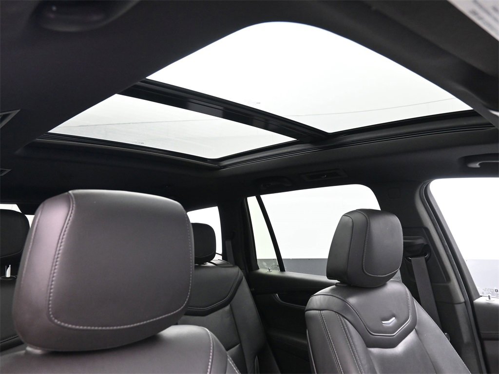 Used 2020 Cadillac XT6 Premium Luxury image 25