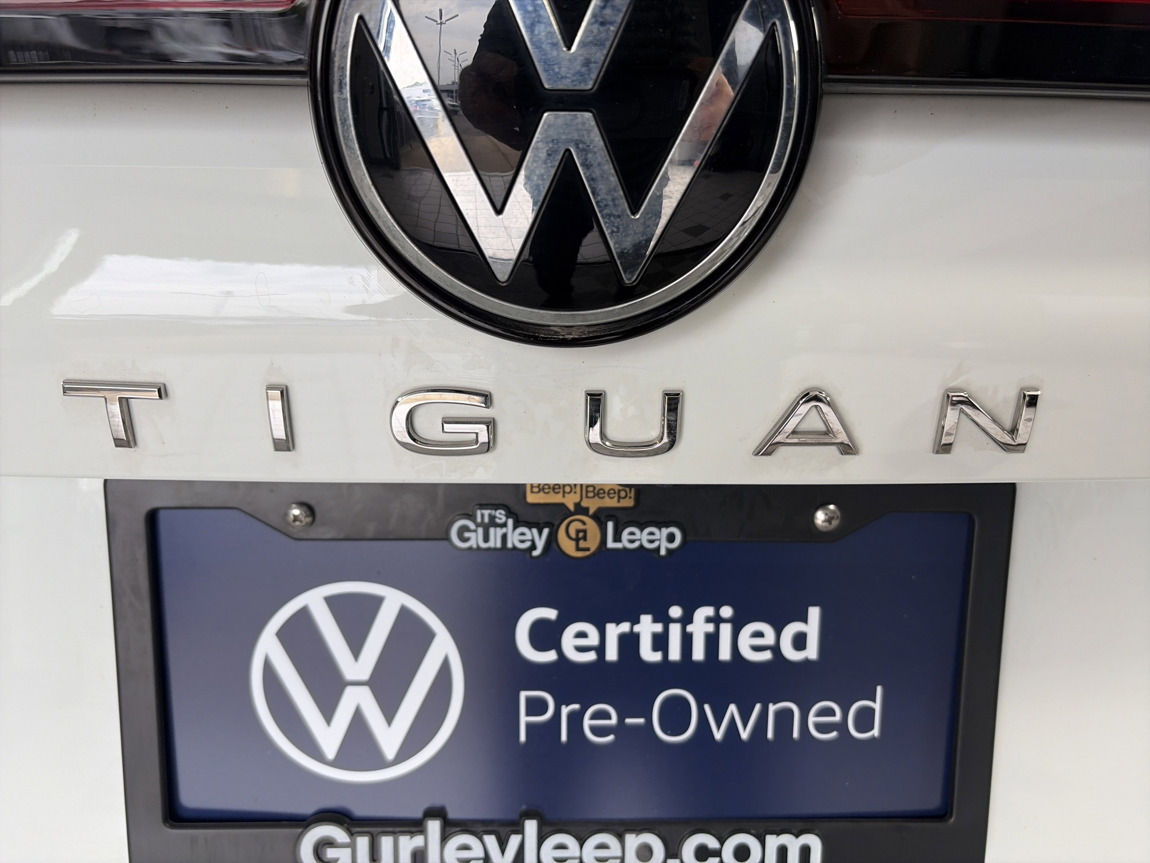 Used 2025 Volkswagen Tiguan SE w/ Panoramic Sunroof Package AWD/4WD image 18