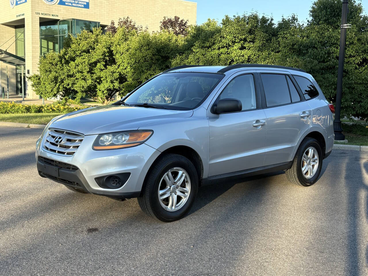 Used 2010 Hyundai Santa Fe GLS AWD/4WD image 18