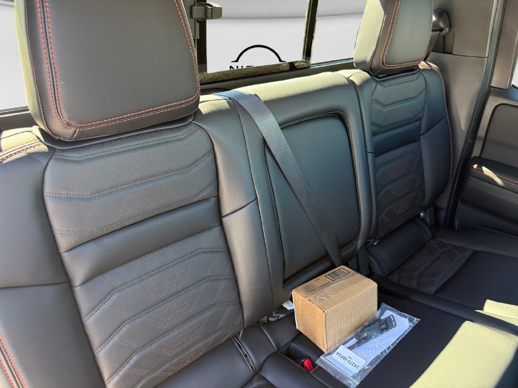 New 2026 Nissan Frontier PRO-4X w/ Pro Premium Package AWD/4WD image 17
