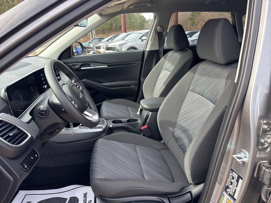 New 2026 Kia Seltos LX image 9