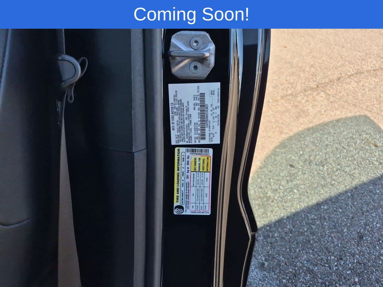 Used 2017 Ford Mustang Premium w/ Pony Package RWD image 34