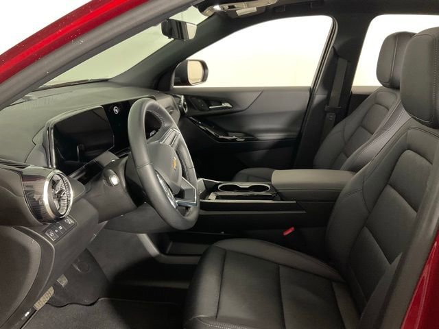 Used 2025 Chevrolet Equinox LT w/ Convenience Package II image 30