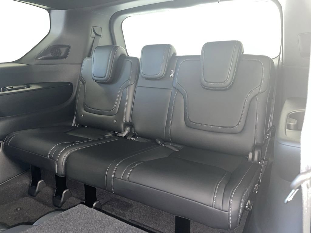 New 2026 Nissan Armada PRO-4X w/ Captain's Chari Seat Package image 19
