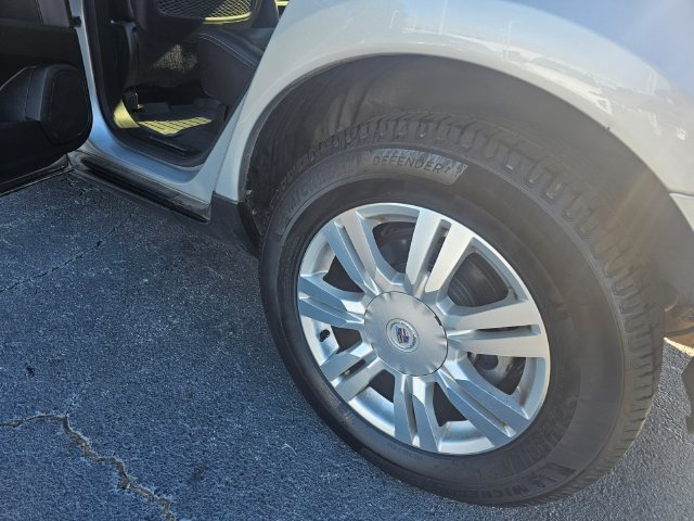 Used 2013 Cadillac SRX Luxury AWD/4WD image 12