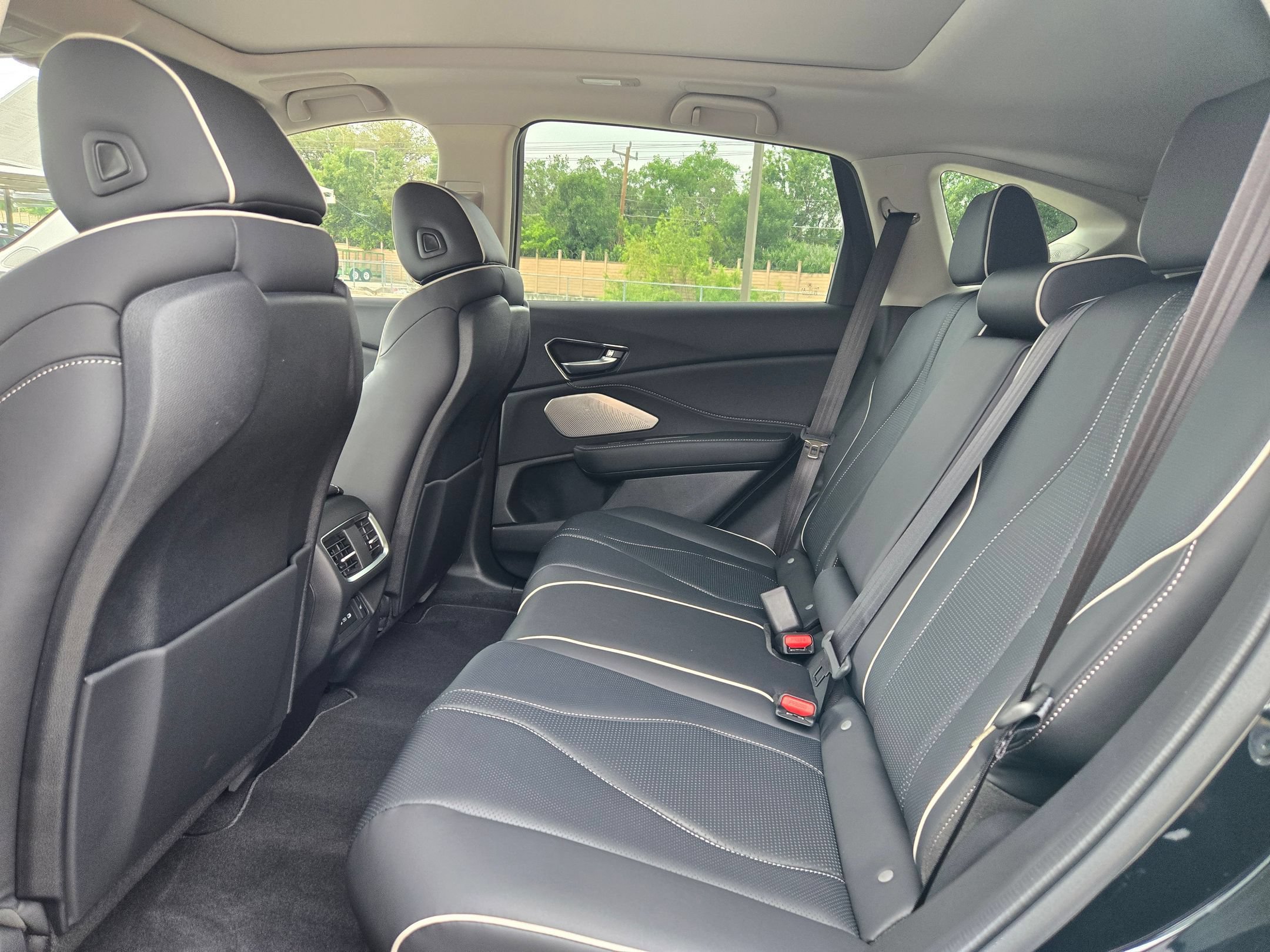 New 2026 Acura RDX SH-AWD w/ Advance Package image 15