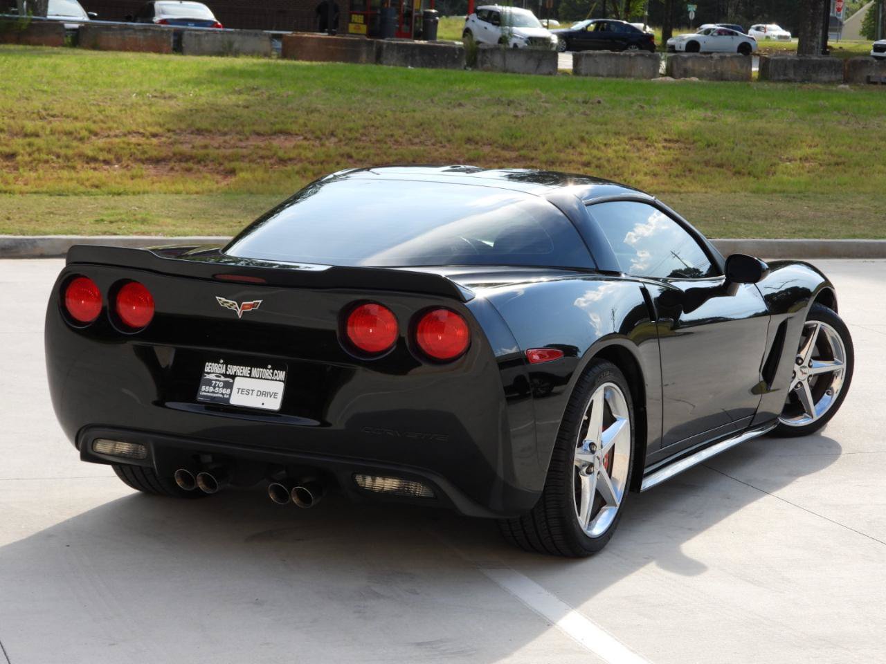 Used 2011 Chevrolet Corvette w/ 3LT w/ Preferred Equipment Group RWD image 12
