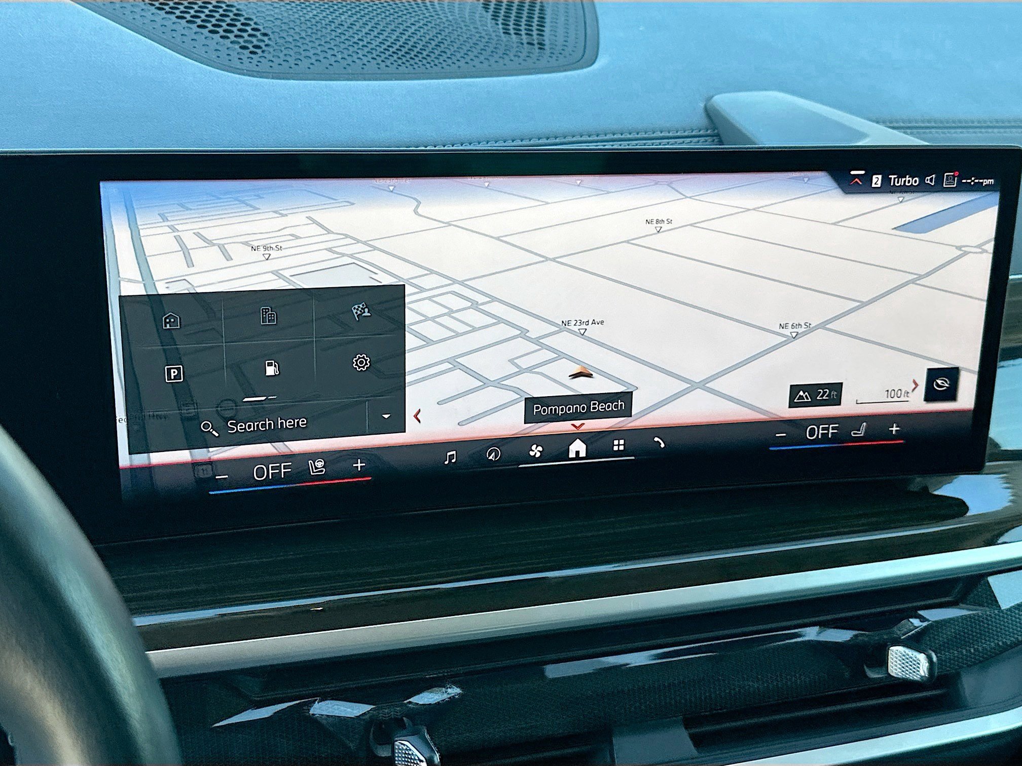 Used 2025 BMW X7 xDrive40i w/ Premium Package AWD/4WD image 13