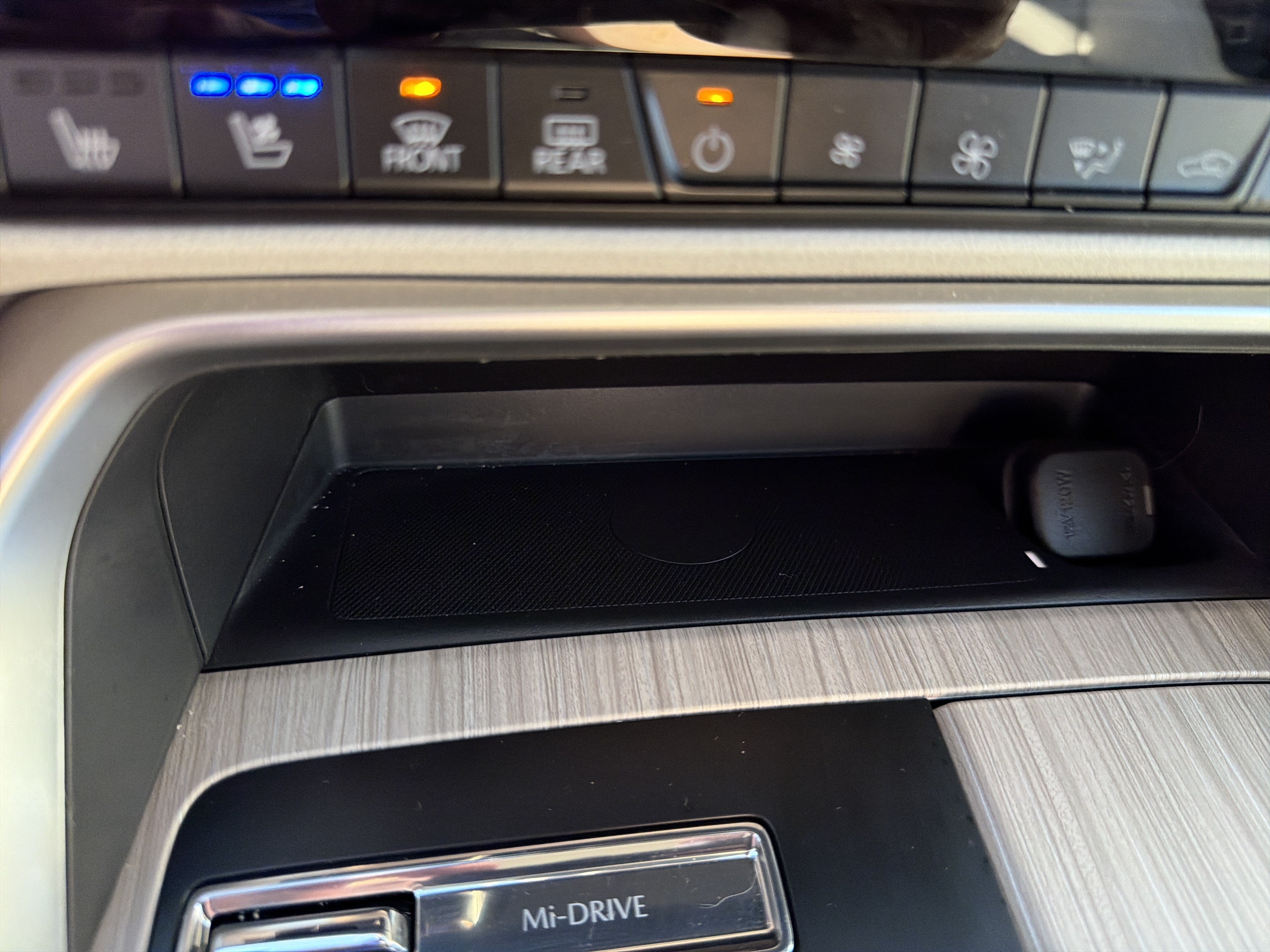 Certified 2026 MAZDA CX-90 Plug-In Hybrid w/ Premium Plus AWD/4WD image 32