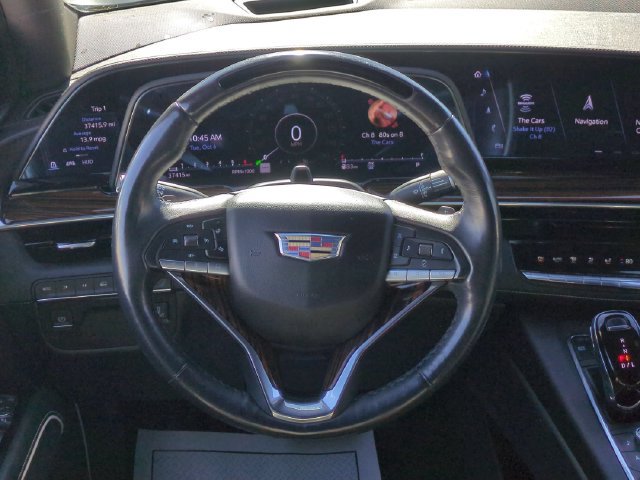 Used 2023 Cadillac Escalade Premium Luxury AWD/4WD image 15