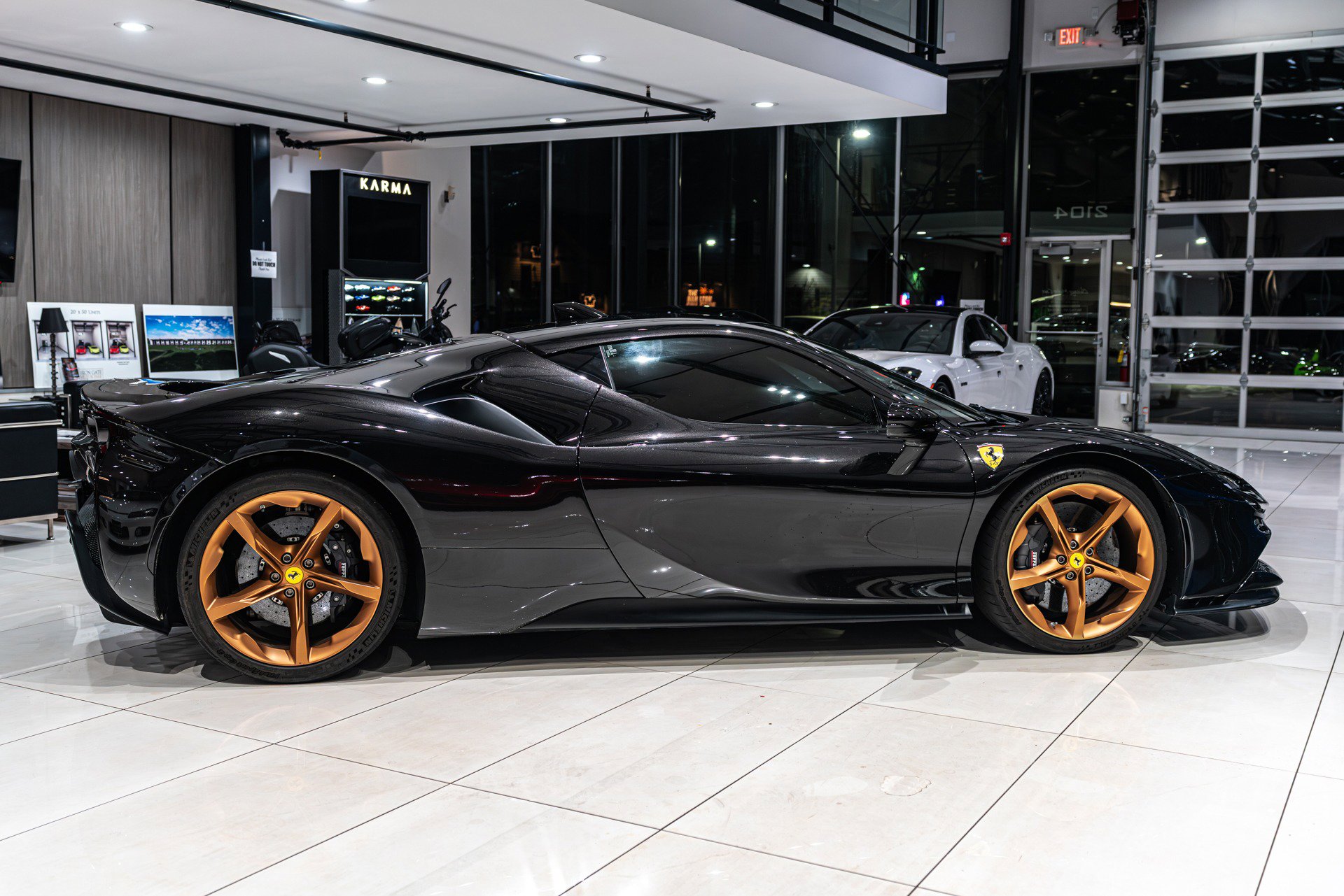 Used 2021 Ferrari SF90 Stradale image 52