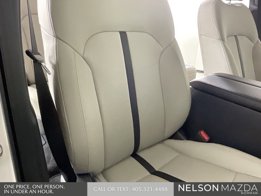 Certified 2025 MAZDA CX-90 Plug-In Hybrid w/Premium Sport image 29