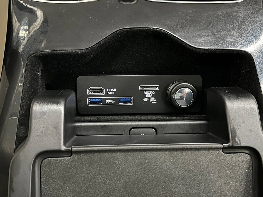 Used 2018 Land Rover Range Rover HSE AWD/4WD image 13