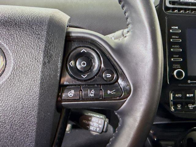 Certified 2022 Toyota Prius FWD image 21