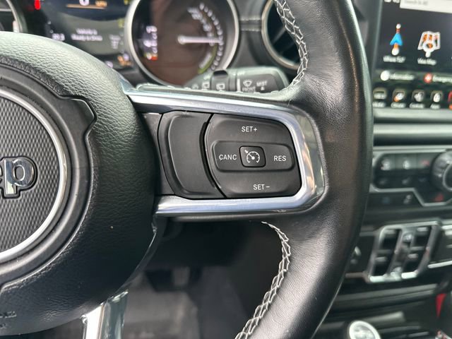 Used 2023 Jeep Wrangler Unlimited Sahara w/ Cold Weather Group AWD/4WD image 19