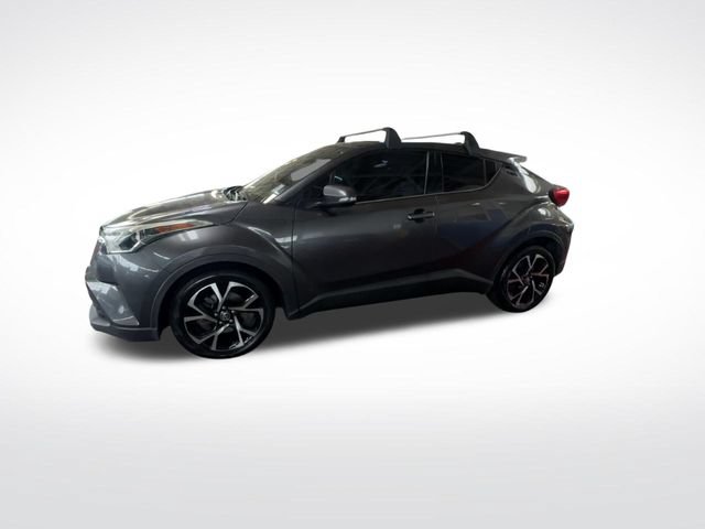 Used 2019 Toyota C-HR Limited FWD image 5