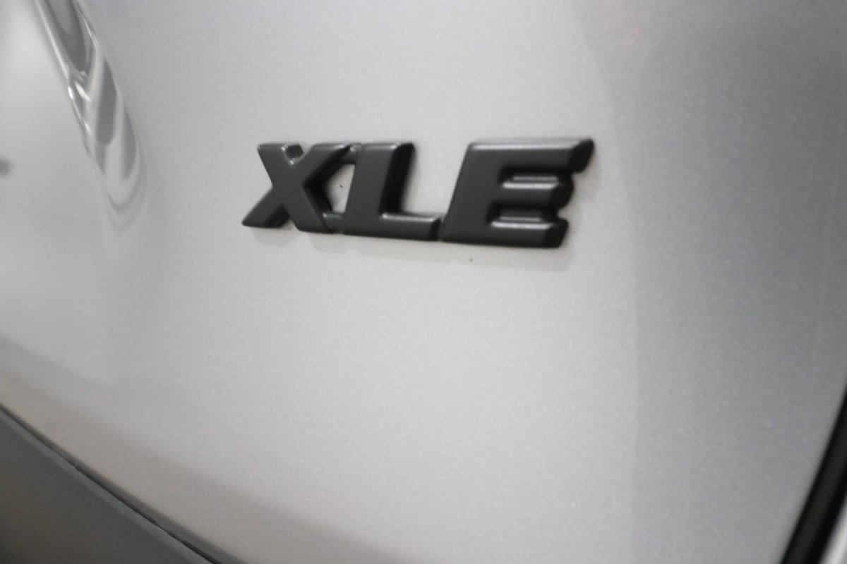 Used 2025 Toyota RAV4 XLE Premium FWD image 21