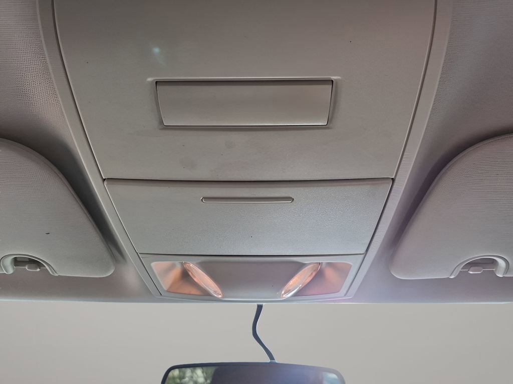 Used 2018 Dodge Grand Caravan SE w/ UConnect Hands-Free Group image 37