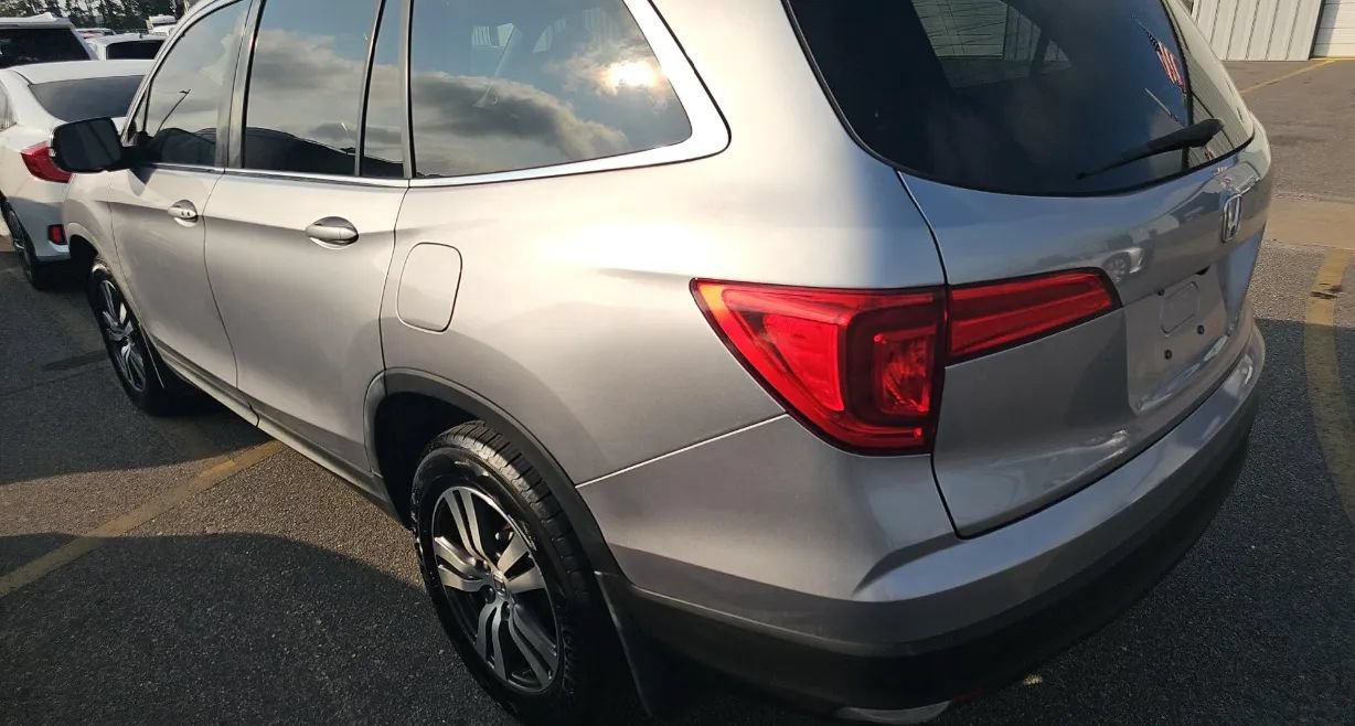 Used 2016 Honda Pilot EX-L image 4