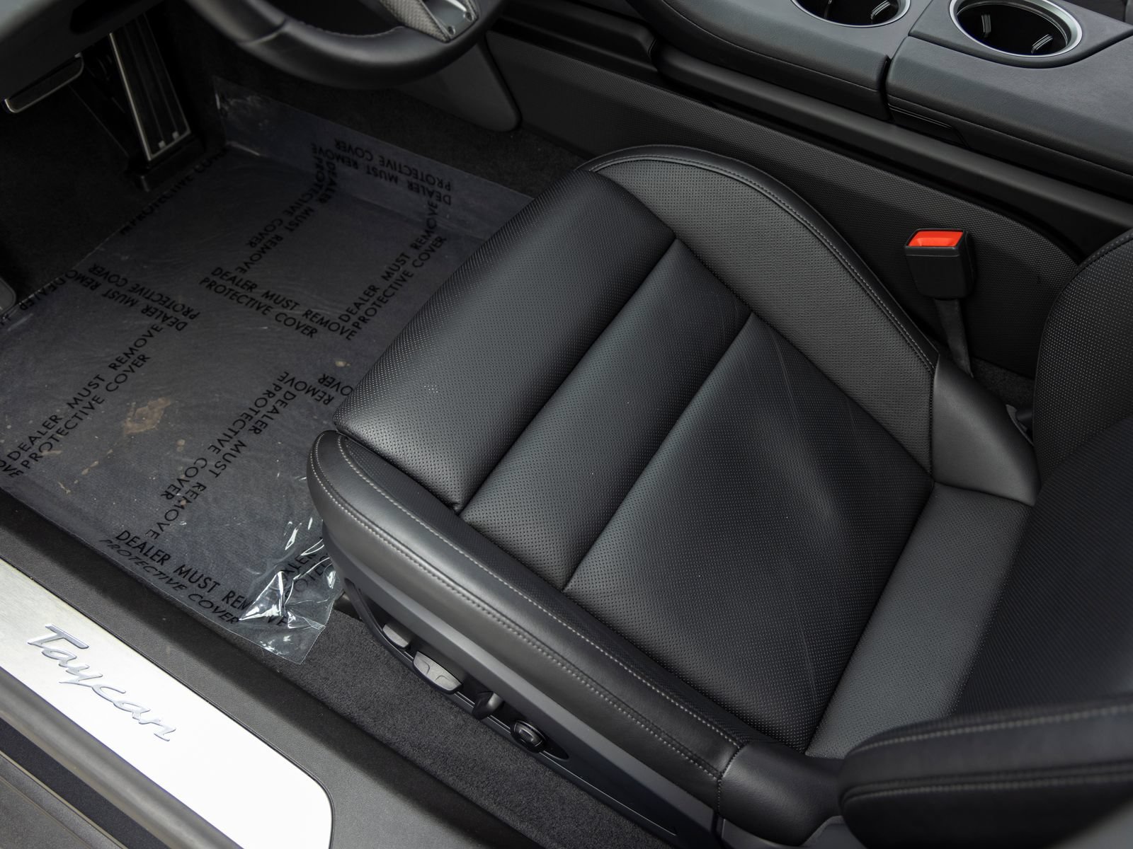 Certified 2025 Porsche Taycan RWD image 25