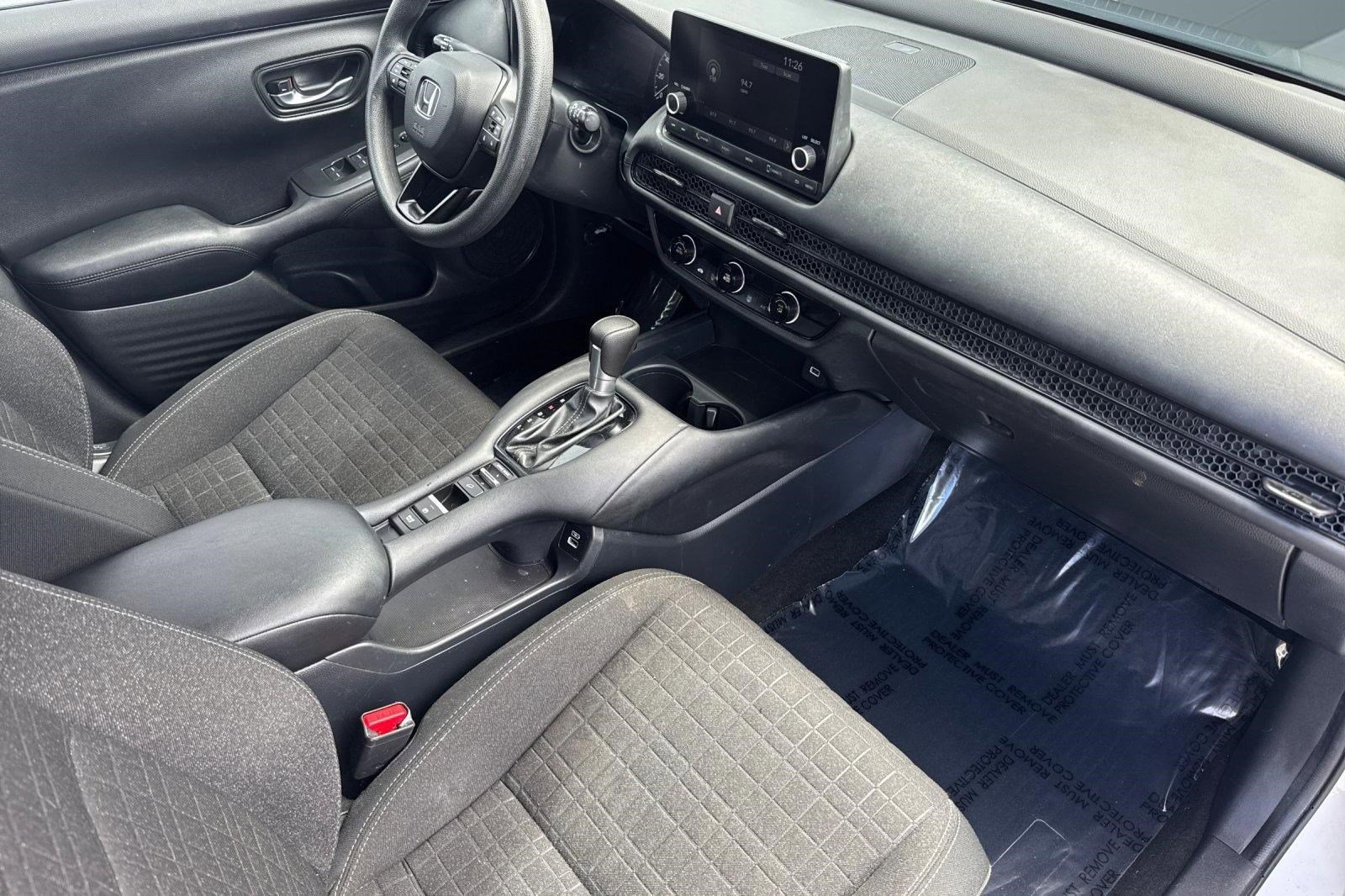 Used 2023 Honda HR-V LX image 31
