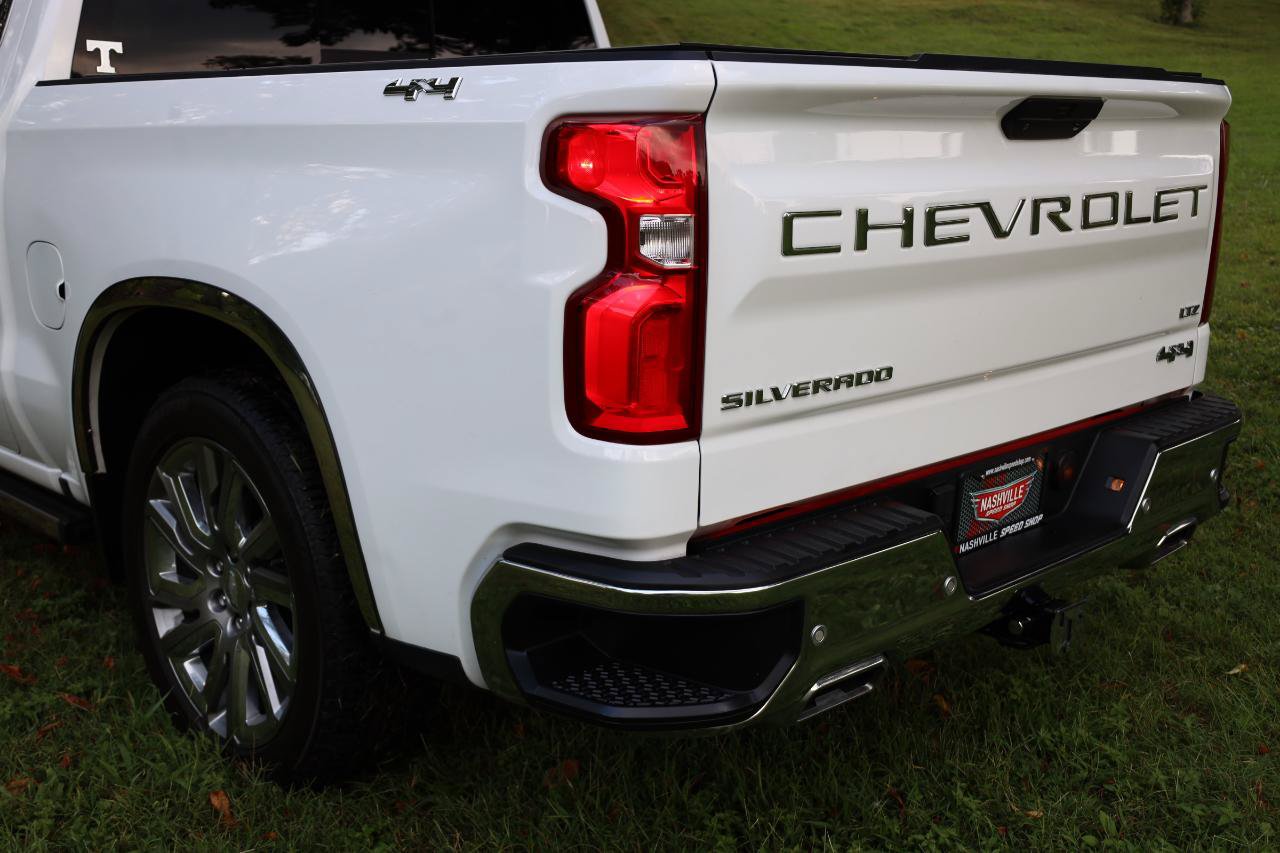 Used 2022 Chevrolet Silverado 1500 LTZ w/ LTZ Premium Package AWD/4WD image 6
