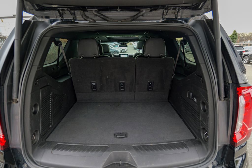 Used 2023 GMC Yukon XL SLT w/ SLT Premium Package image 58