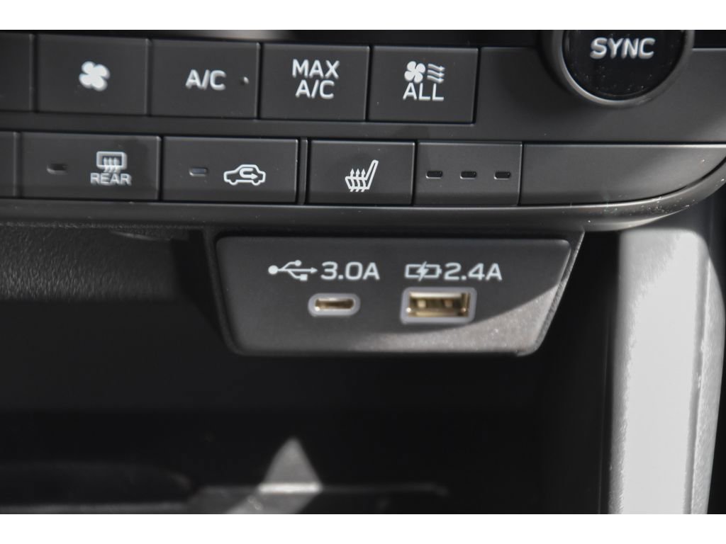 New 2026 Subaru Outback Limited AWD/4WD image 38